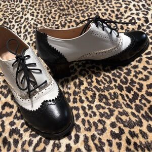 Classic Black and White Women's Oxford Shoes